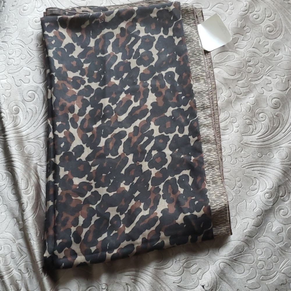 Scarf - Picture 4 of 5